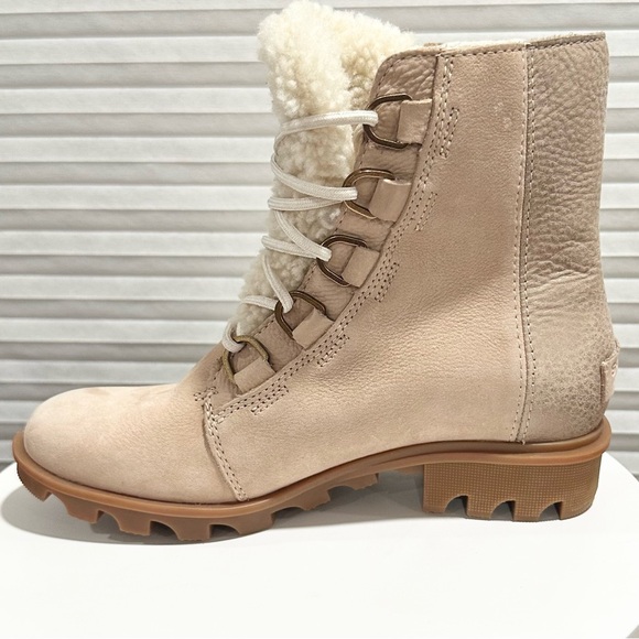 🌹SOREL🌹 Phoenix Short Leather Waterproof Boots Size: 6.5 - Picture 5 of 15